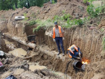 У Нововолинську проводять капітальну реконструкцію водопроводу. ФОТО