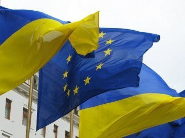 Українцям обіцяють спрощення в'їзду в Європу