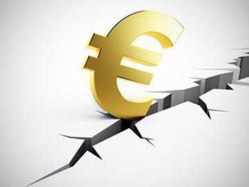 Якщо Велика Британія почне виходити з ЄС, можна очікувати обвал курсу євро, - експерт