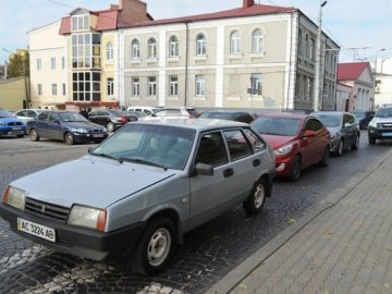 У Луцьку - аварія біля міської ради