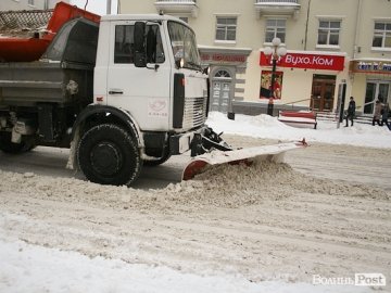 За прибирання снігу комунальникам ставлю «трійку», – віце-мер Луцька