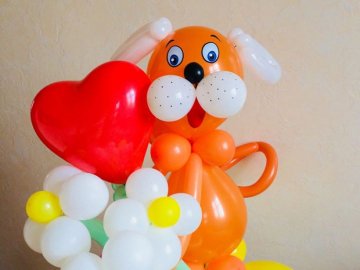 Волинянка творить свято з повітряних кульок. ФОТО