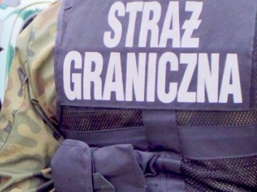 Польща повернула бронежилети та каски, затримані на кордоні з Україною