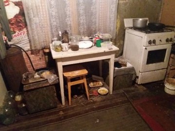 Без води, тепла і газу: як виживає 6-річна дитина в Луцьку