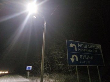 На Волині встановили ліхтарі на трасі державного значення