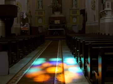 Луцький фотограф поділився унікальною світлиною костелу