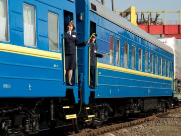 Через вибухи в Калинівці змінить маршрут потяг Ковель – Одеса