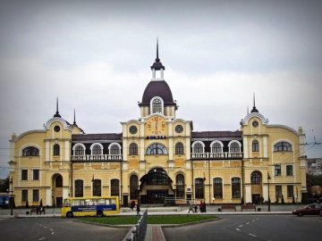 Сполучення Луцька й Криму працює без проблем, - залізничники