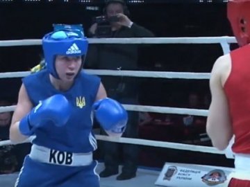 Волинська боксерка з «Українських левиць» програла у бою з полячкою. ВІДЕО