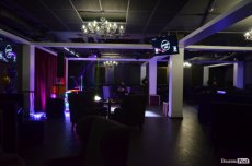 У луцькому «Промені» відкрили караоке.ФОТО