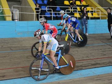 Юні велосипедистки з Луцька вибороли 9 медалей на всеукраїнському чемпіонаті