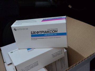 «Автомайдан Волинь» та «Карабас-Барабас» передали ліки «Айдару»