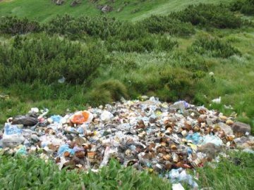 В Шацьку незабаром не буде куди вивозити сміття, яке лишають  після себе туристи