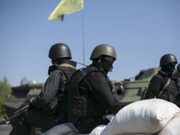Українські війська зміцнюють оборону