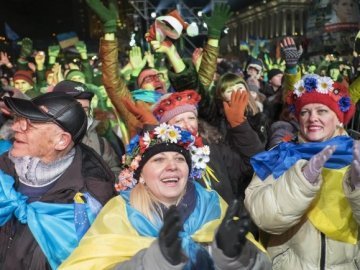 Як зустрічали Новий рік на Майдані у Києві. ФОТО