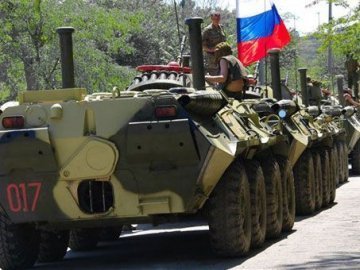 До кордону України прибувають нові російські війська 