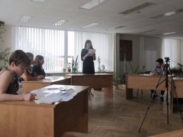 Дебати про освіту в Луцьку: освітянин, депутат, соціолог проти учнів
