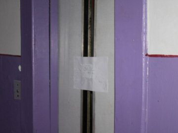 У Луцьку замінили лише один ліфт, де загинула жінка