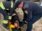 У селі біля Луцька рятувальники дістали з глибокої ями травмованого чоловіка