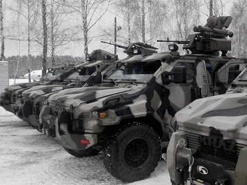 Бійцям «Азову» передали «Спартани» із протитанковими ракетами. ФОТО