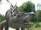 Біля луцького зоопарку встановили кількаметрові скульптури динозавра та слона. ФОТО