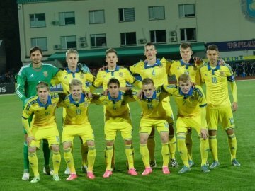 Молодіжна збірна України програла Ісландії. ФОТО