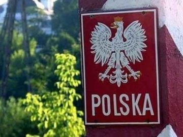 Спрощений порядок в’їзду в Польщу призупиняється