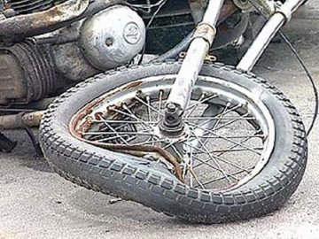 Нічні ДТП: постраждали 18-річний мотоцикліст та неповнолітній