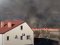 У Луцьку запалили луг: вогонь небезпечно наблизився до будинків. ФОТО