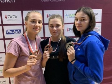 Ковельчанки привезли медалі з чемпіонату Польщі з вільної боротьби