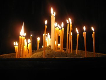 На Миколаївщині чоловік вибив двері у храмі аби поставити свічку  