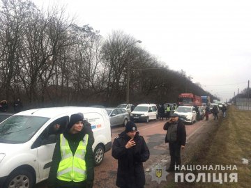 Через протест на дорозі Луцьк-Рівне утворилися довжелезні затори