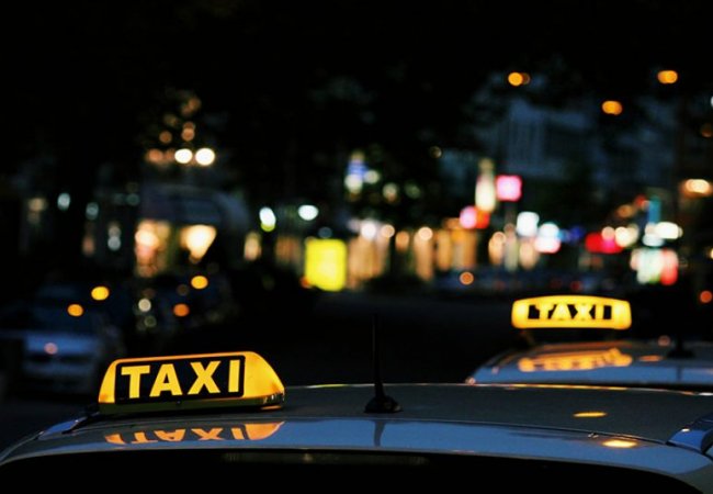 Такси в Крыму - лучшая альтернатива общественному транспорту