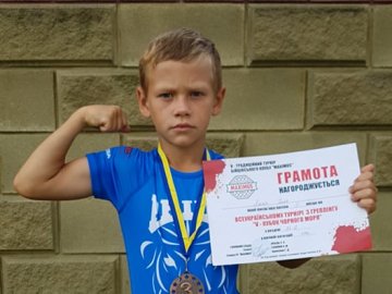 Школяр з Волині – призер Кубку Чорного моря з боротьби. ФОТО