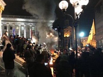 На Майдані Незалежності в Києві – сутички поліції та активістів