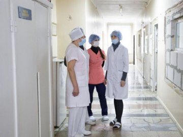 На Запоріжжі –  спалах коронавірусу серед лікарів, медпрацівники масово звільняються