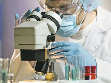 У Луцьку експерти МОЗ перевіряють готовність лабораторії виявляти коронавірус 