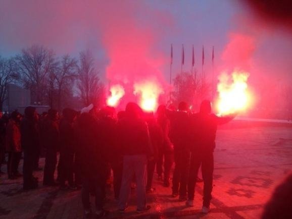 Ультрас «Волині» мітингує під стінами Федерації футболу України. ФОТО. ОНОВЛЮЄТЬСЯ
