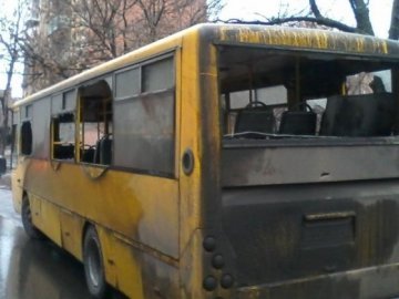 У Дебальцевому обстріляли автобуси, якими евакуювали людей. ФОТО