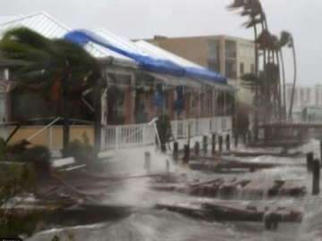 Ураган «Меттью» на Гаїті  забрав життя  близько 1000 людей