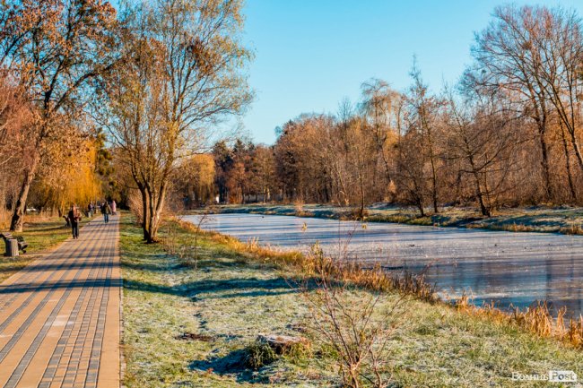 Луцьк в останній осінній день. ФОТОРЕПОРТАЖ