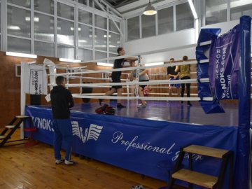 Новий боксерський ринг встановили у волинському ліцеї. ФОТО