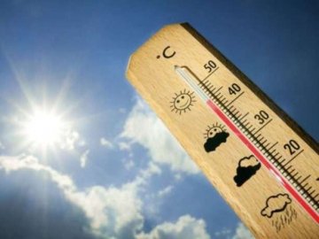 В Україну повертається спека: температура підвищиться до +37