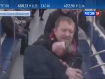 У Москві пасажира метро розстріляли просто серед вагону. ВІДЕО