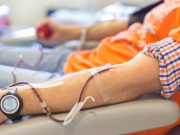 У Луцьку терміново шукають чоловіків, які можуть здати кров для онкохворих дітей