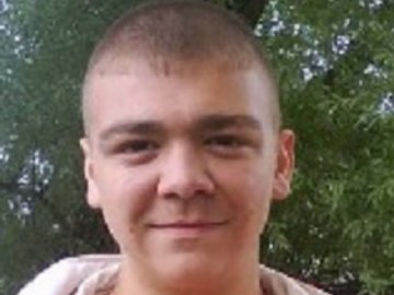 Розшукують 23-річного хлопця, який приїхав до родичів на Волинь і зник 