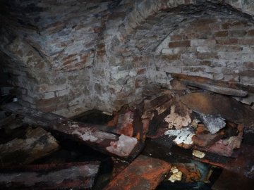 «Треба рятувати!»: підземелля луцького монастиря – у занедбаному стані. ФОТО