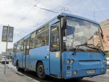 У Луцьку почали «війну» з водіями маршруток, які не хочуть возити пільговиків