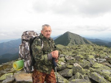 Альпініст з Волині підкорив вершину Кавказу  і мріє про Еверест