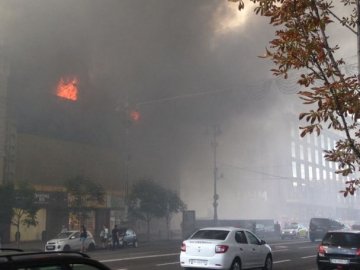 Велика пожежа у Києві: горить Хрещатик